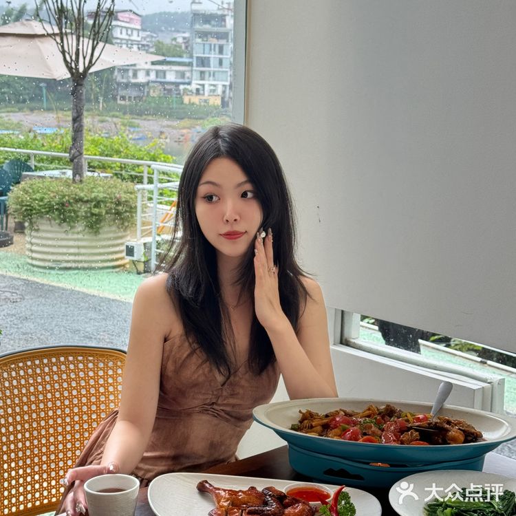 来桂林怎么能不吃啤酒鱼呢！️啤酒白骨魚 鱼肉蛮入味滴！