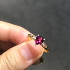 -威德钻石-克拉钻大本营(南京东路店)