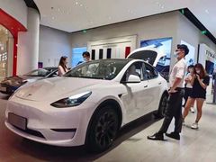 -TESLA 特斯拉(广州天环广场体验店)