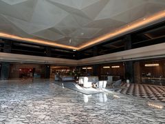 -上海虹桥祥源希尔顿酒店