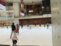 -冰纷万象滑冰场(深圳万象城店)