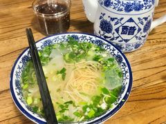 -陇上全荟兰州传统牛肉面(延吉路店)