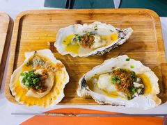 -中茵皇冠假日酒店·棕榈岛湖畔餐厅