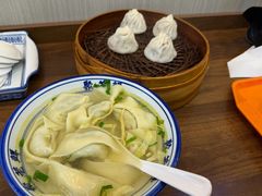 -聚笼鲜美食(凤凰街店)