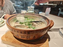 招牌砂锅鱼头王-风味小馆(天目湖宾馆店)