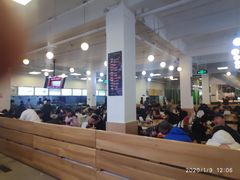 -同济大学本部学苑饮食广场