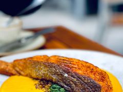 现烤三文鱼-THE CANNERY&JUJU 新鲜海鲜·牛排美食酒廊