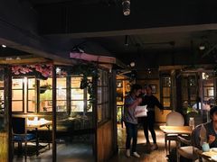 门面-胡桃里音乐餐厅(陶溪川店)(川湘赣菜·世界百大酒庄直供红酒·音乐表演)