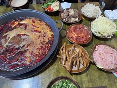 -黄潇洒老火锅(九眼桥宏济巷店)
