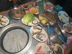 -阪尚皇·原切牛排·烤肉火锅自助(北京路店)