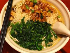 -佬钱湾仔(衣裳街店)