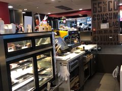 面包甜点陈列柜-麦当劳(杭州庆春路店)