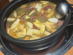 -一朵菌·野生菌探索家火锅(南亚店)