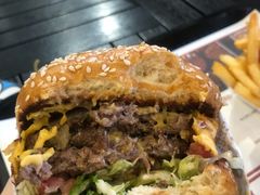 火烤双层牛肉特堡-The Habit Burger Grill 哈比特汉堡(爱琴海店)