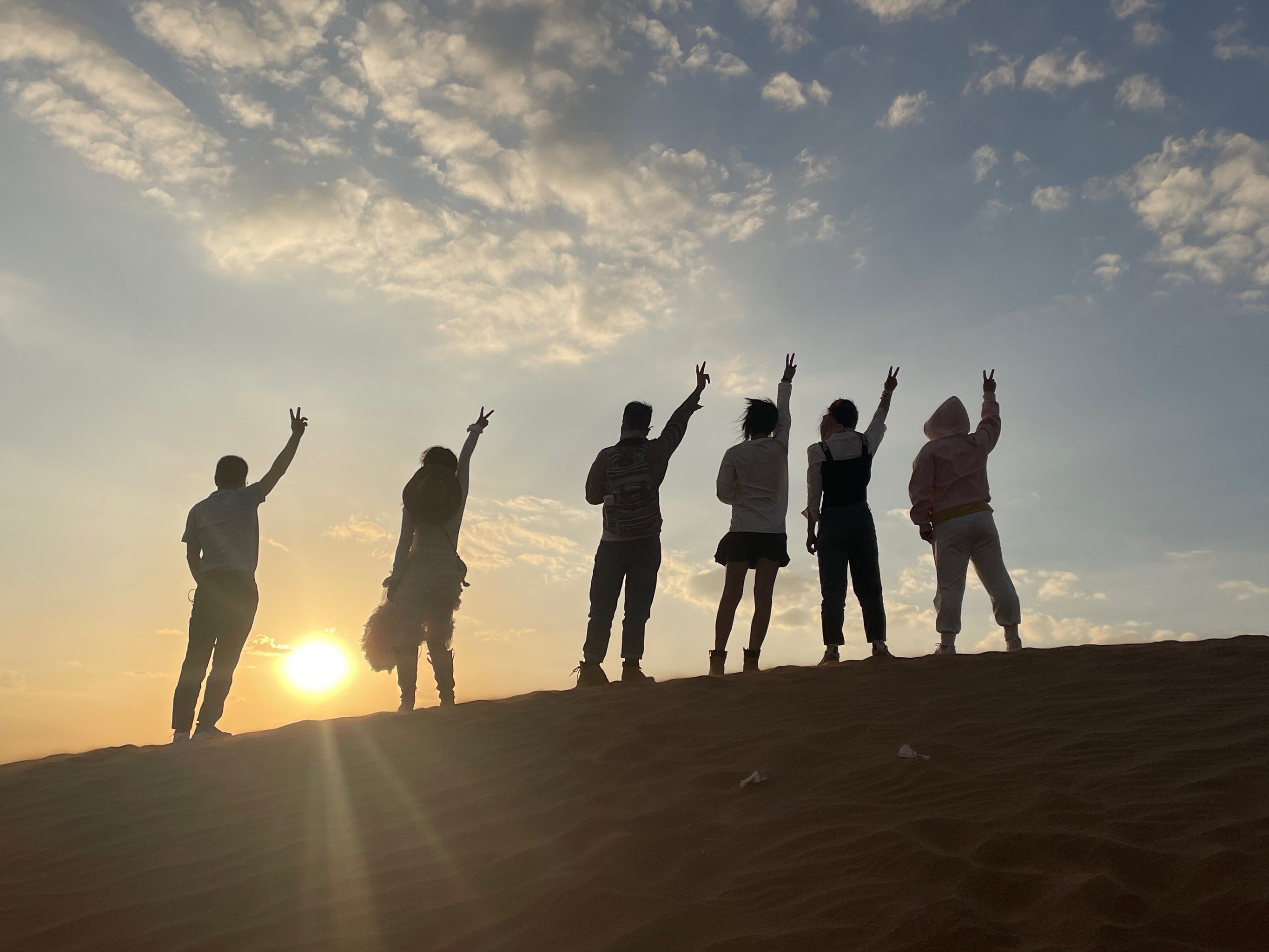 玩呀[色][微笑][吐][亲亲][坏笑][嘿哈][奸笑][机智][耶][皱眉][鬼脸]