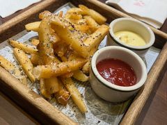 -Bistro Les Lilas丁香花小酒馆