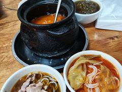 -李记特色罐罐米线(重庆中环大厦店)