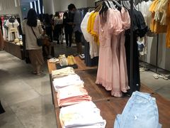 -URBAN REVIVO(大信新都汇店)