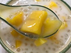 香芒椰汁西米露-芬芳甜品(同福路店)