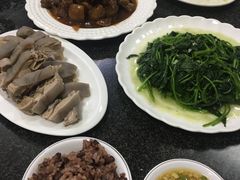 -三得正宗乌烈乳羊(环城东二路店)