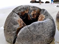 -摩拉基大圆石