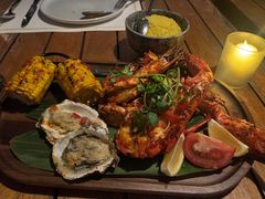 -三亚艾迪逊酒店·海滩烧烤 BARBACOA·现场乐队·浪漫晚餐·烧烤海鲜