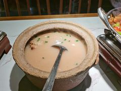 -小凤庭·地道湖北菜武昌鱼·藕汤(38年黄鹤楼店)