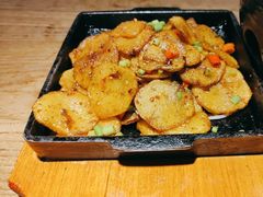 -九锅一堂酸菜鱼(万达广场店)