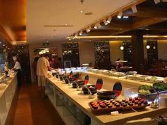 -盛彼得温泉度假酒店