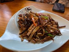 什锦山野菜-小厨子私房菜·云南美食店