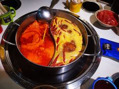 -钢管厂五区小郡肝串串香火锅(人民广场店)