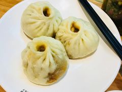 老面土猪肉包-凤起龙游老面包子(凯德晶品店)