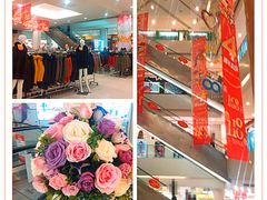 店内环境-资和信百货商场