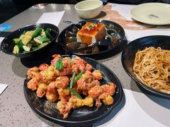 咸蛋黄焗虾球-一棠龙虾(徐家汇城开YOYO店)
