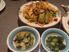 -巷子里小酒馆(西三道街店)