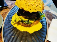 -Let'sBURGERplus·非常创意汉堡(三里屯店)