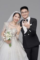 -麦田·婚纱摄影(天河新天地店)
