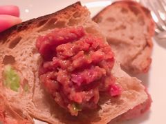 安格斯牛肉塔塔-非常时髦餐厅VUE Restaurant(外滩茂悦大酒店)