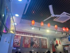 -爆炸头阿姨小四川正宗川味小吃(无任何分店)