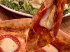 -城市大道红炉披萨烘焙坊