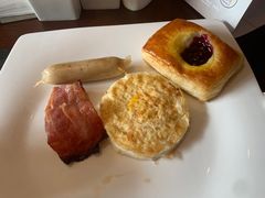 -三亚湾海居铂尔曼度假酒店