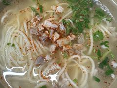 -亮亮面馆(经六路店)