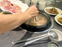 -野迹·石橄榄鸡·烧烤(新洲店)