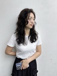 -虫二·专注健康烫染沙龙