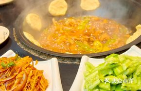 Braised Pork Ribs in Clay Pot