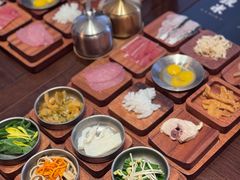 -银米·云南传统过桥米线(双廊黑金冠店)