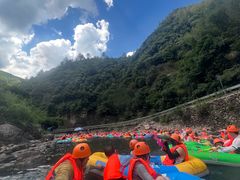 -安吉龙王山峡谷漂流