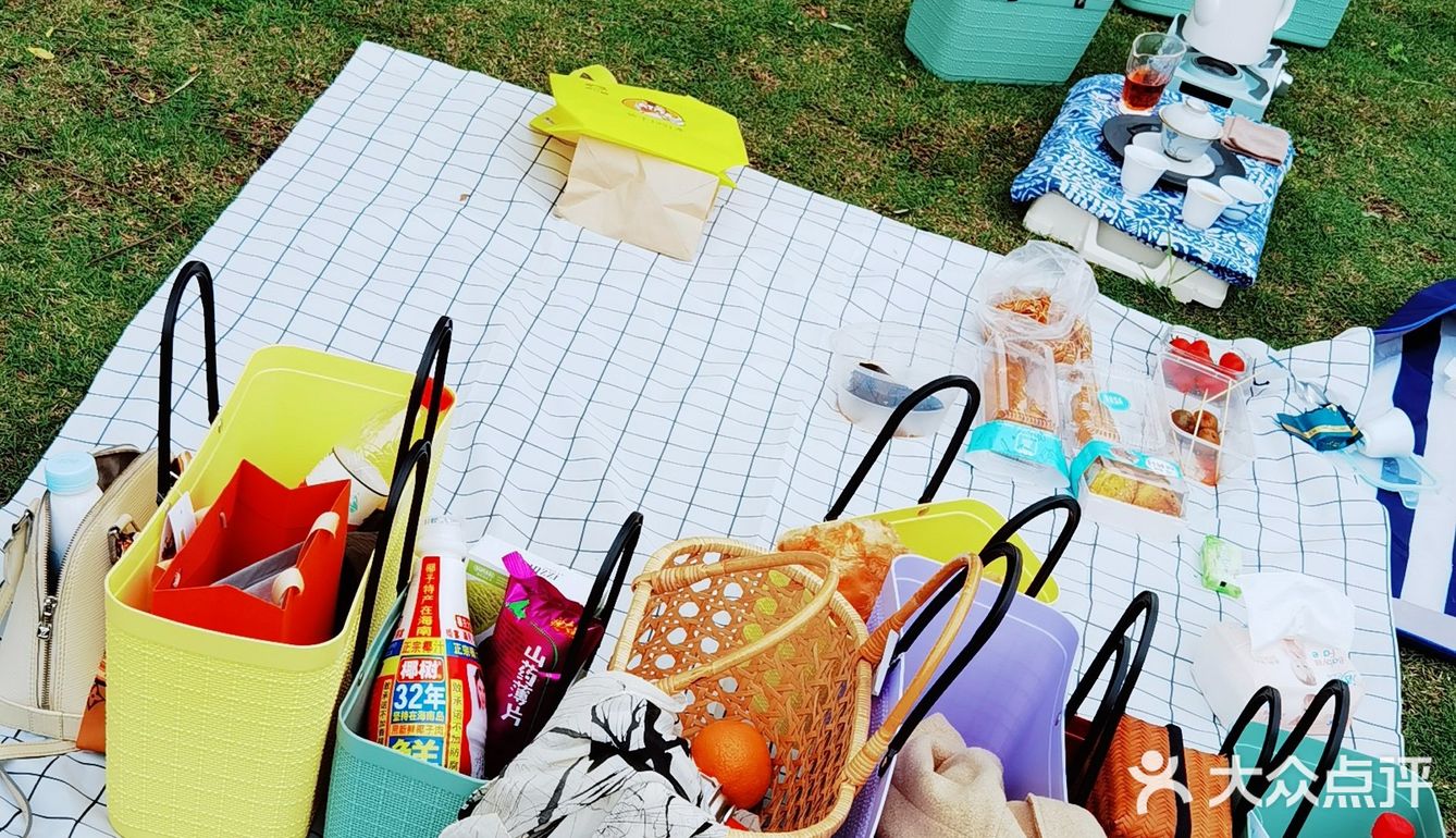 春天怎可不出去野餐煮茶呢？