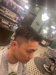 -海文先生国潮烫染男士理发馆