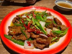 鲜椒爆牛肉-泥糊破店小酒馆·团建聚餐(南京西路店)